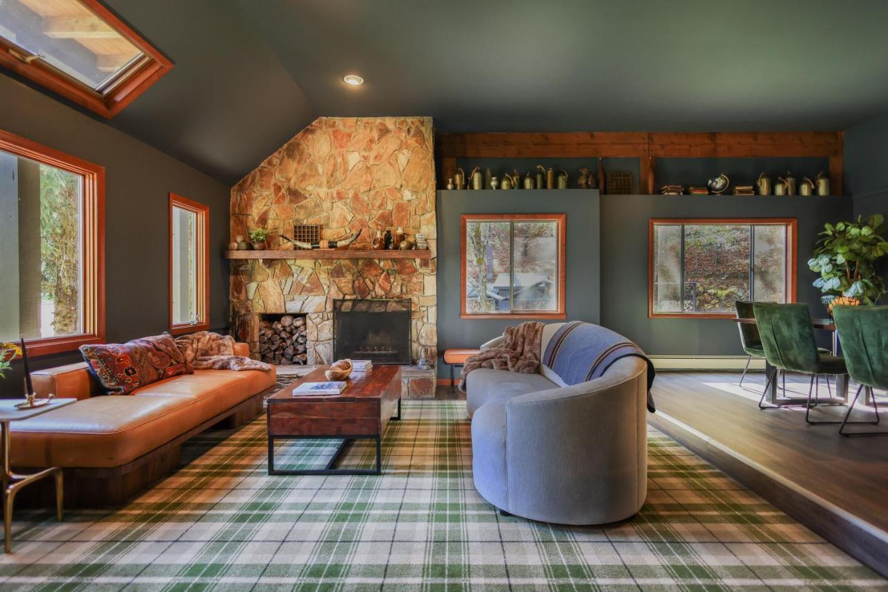 Outland Chalet & Suites Great Smoky Mountains Whittier Экстерьер фото